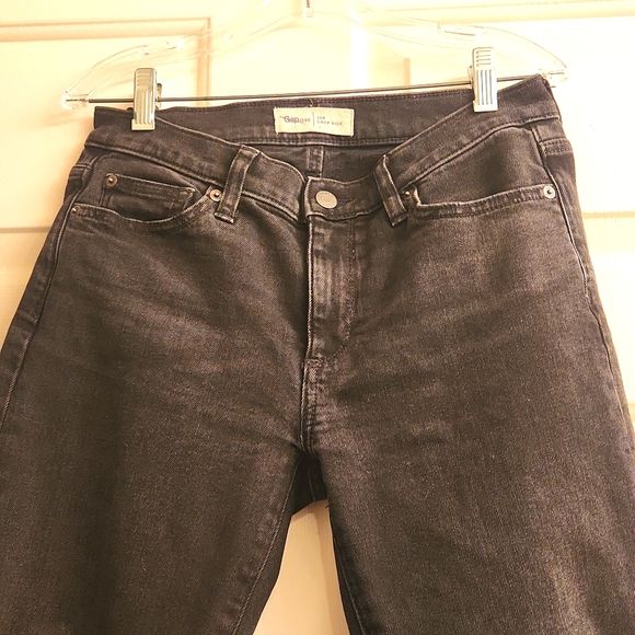 GAP 1969 26R Crop Kick Jeans - Picture 2 of 4